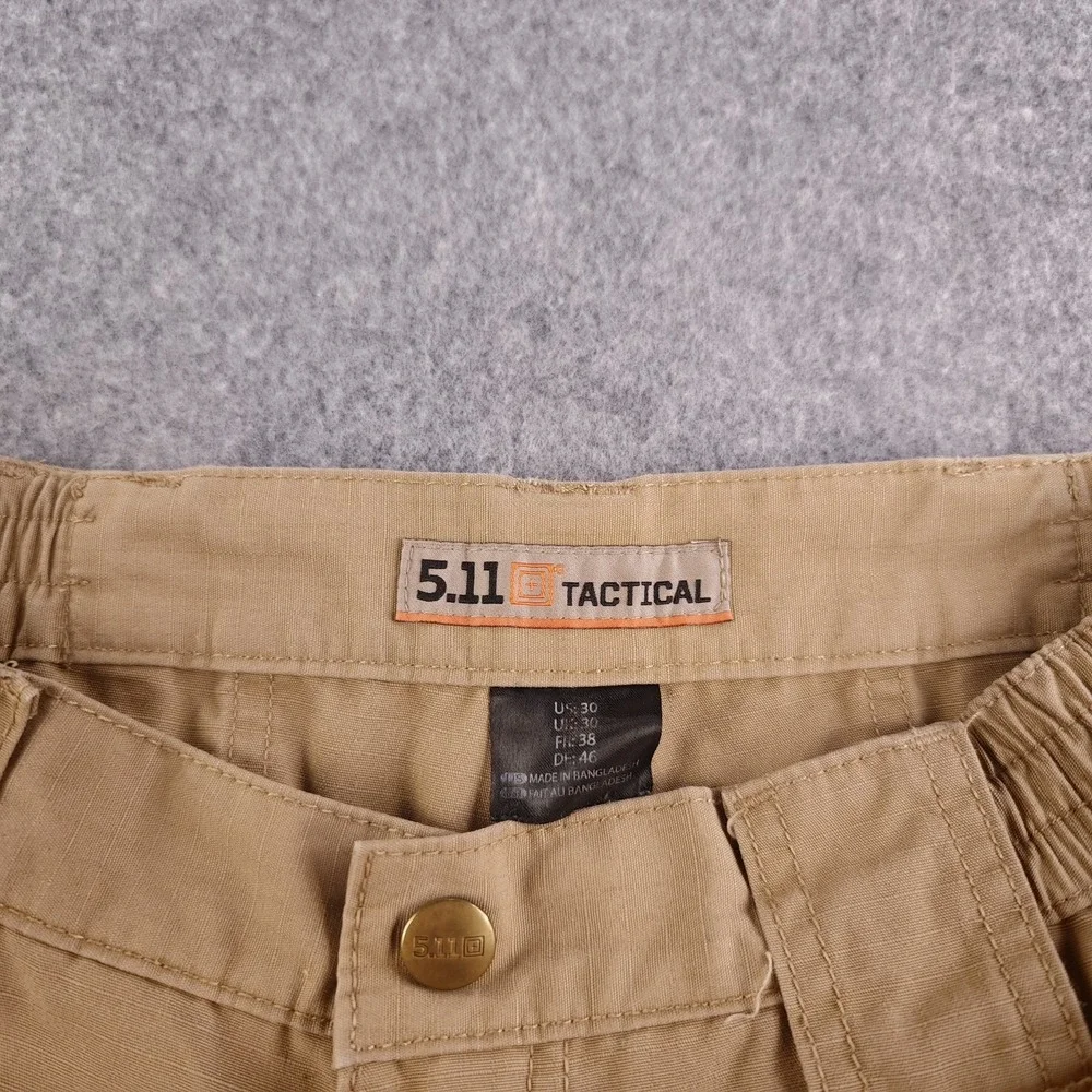 5.11 Tactical Cargo Shorts Mens 30 Tan Beige 9.5